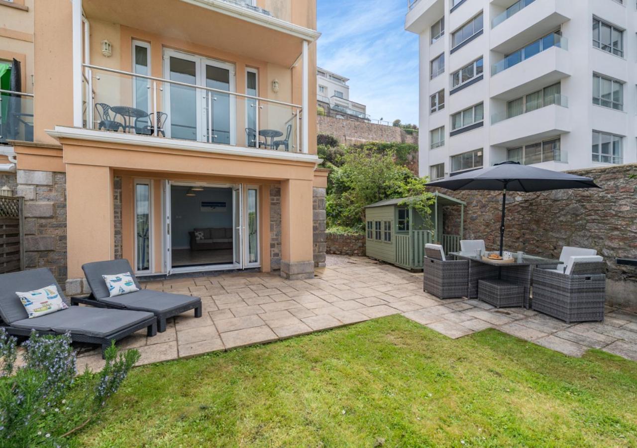 10 Riviera Villa Torquay Exterior photo